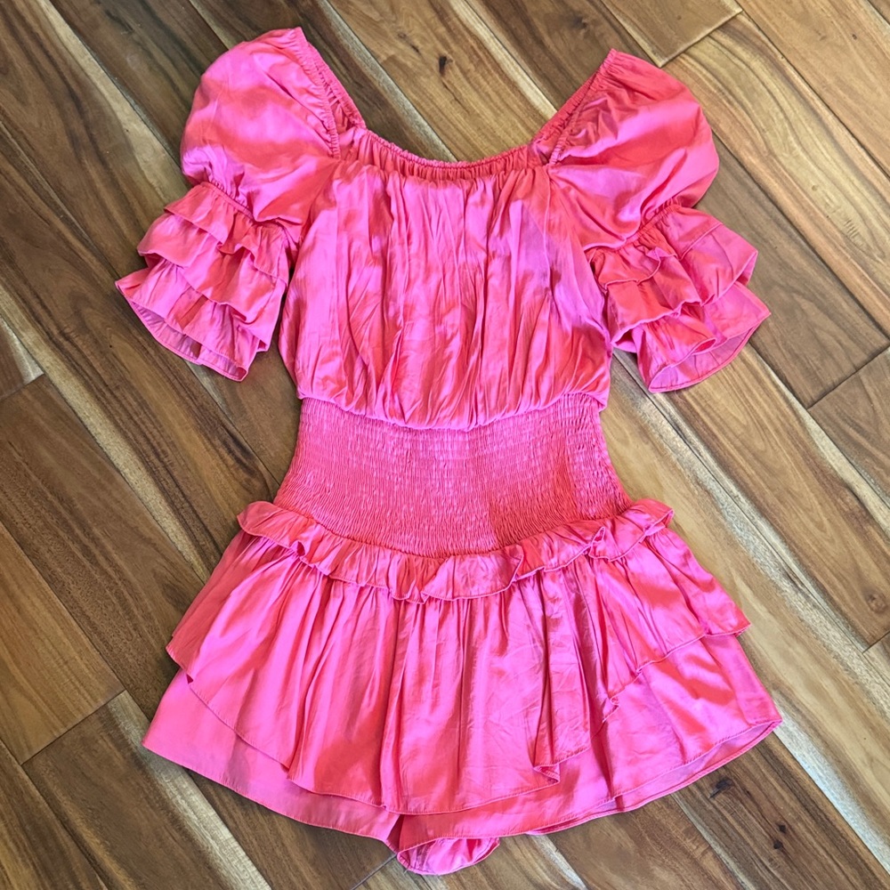 DO+BE romper, size small, pinkish peach color-excellent condition